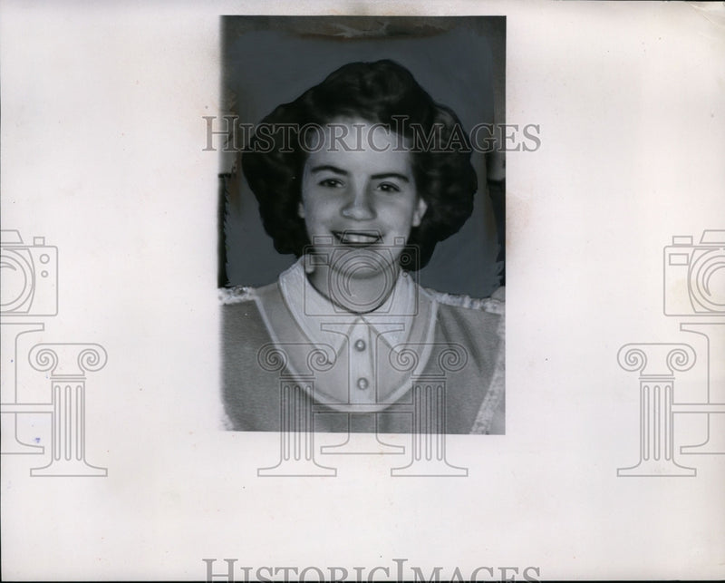 Load image into Gallery viewer, 1955 Press Photo Gloria Fay Kidnap Victim - nef31885
