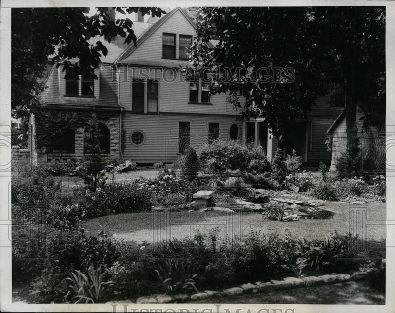 Load image into Gallery viewer, 1933 Press Photo George Swiler Estate Rock Garden Used for Roosevelt Wedding
