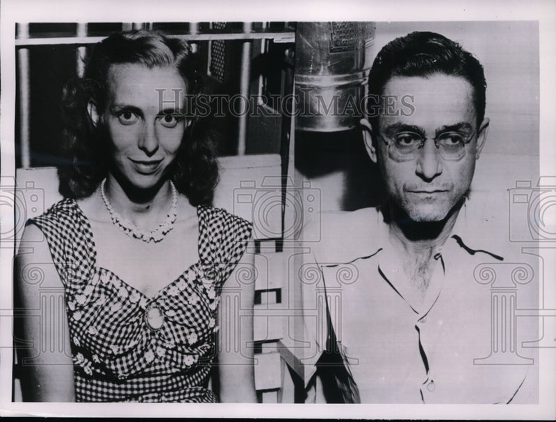 Load image into Gallery viewer, 1953 Press Photo Joanne Strickland, Claude Allen Held in Florida Kidnapping
