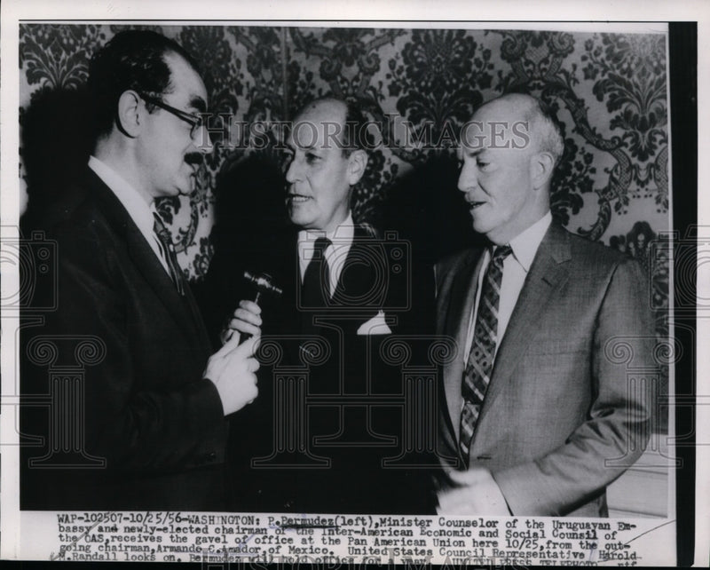 Load image into Gallery viewer, 1956 Press Photo P Parsudes Minister Uruguayan Embassy, Armando Amador of Mexico

