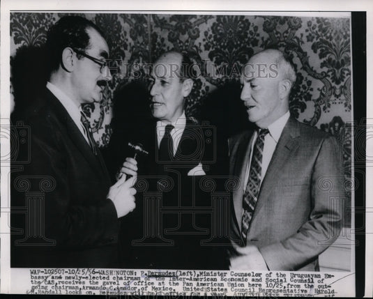 1956 Press Photo P Parsudes Minister Uruguayan Embassy, Armando Amador of Mexico