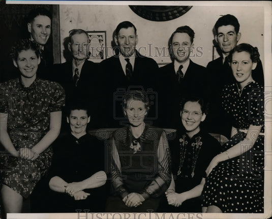 1938 Press Photo Crab Orchard, NE- Family Celebrates Joint Silver/Gold Anniv.