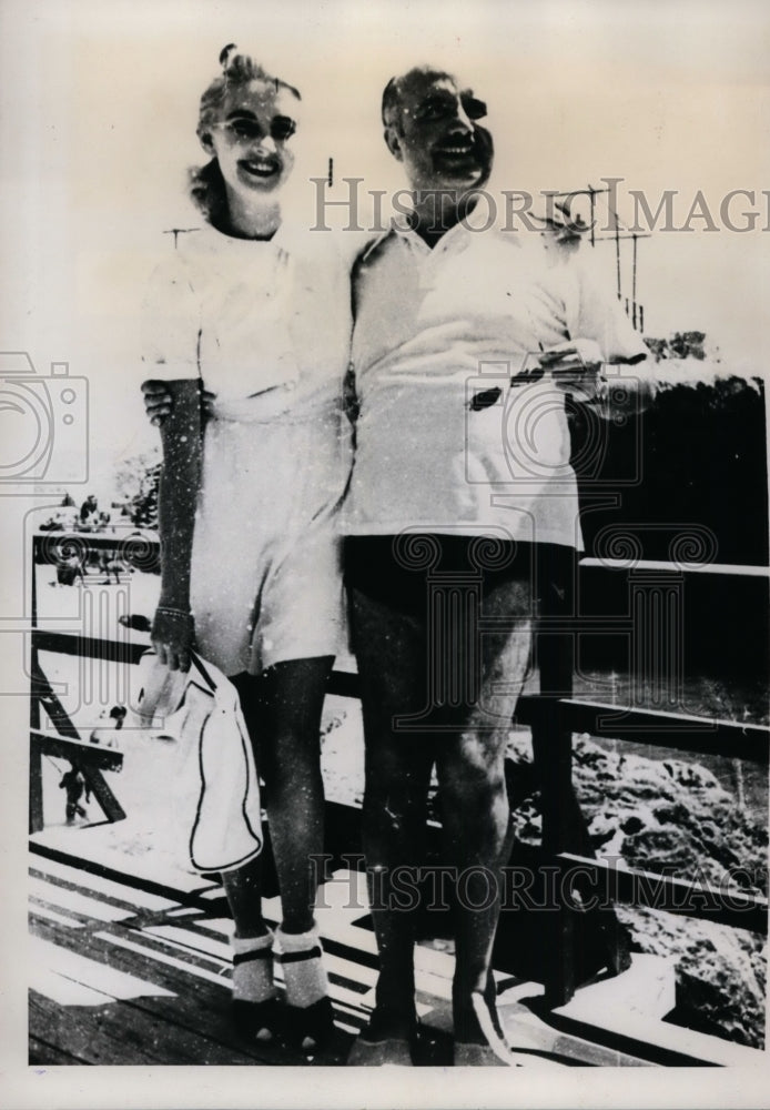 1939 Press Photo Countess Haugwitz-Reventlow With Prince De Bitetti - nef32244
