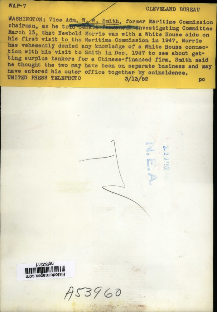 1952 Press Photo Vice Adm. W. W. Smith Denies Sen. Investigation Comm. Claims