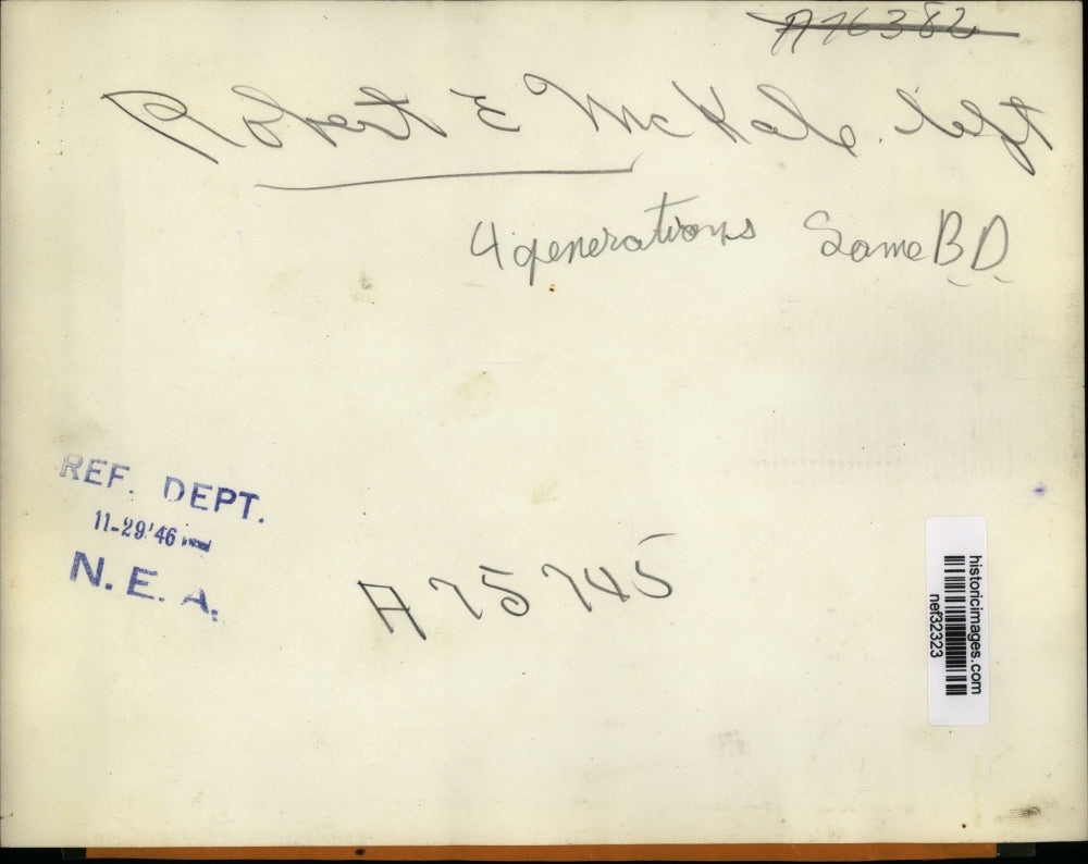 1946 Press Photo Robert E. "Mike" McKale & Family, 4 Generations Same Birthday