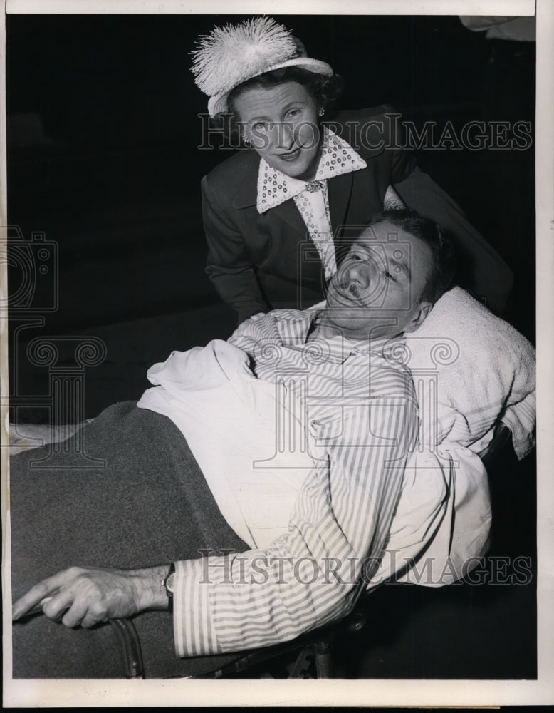 1948 Press Photo Herbert Borger, Wife Return to Chicago after Detroit Law Suit