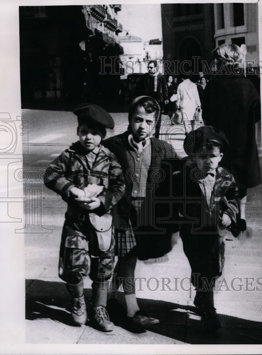 1963 Press Photo Small Boy Wears Imitation of French Combat Parachute Uniform