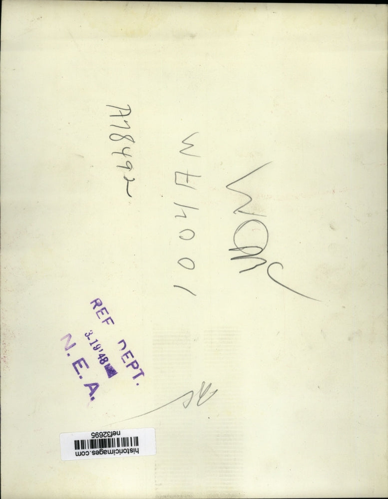 1948 Press Photo Mrs. Florence Hubbard shows excitement after winning contest