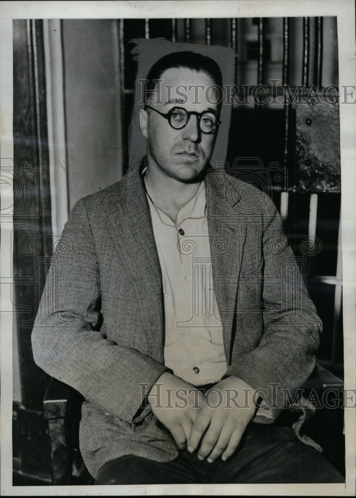 Load image into Gallery viewer, 1935 Press Photo Louis Gosden, Murder Suspect - nef32738
