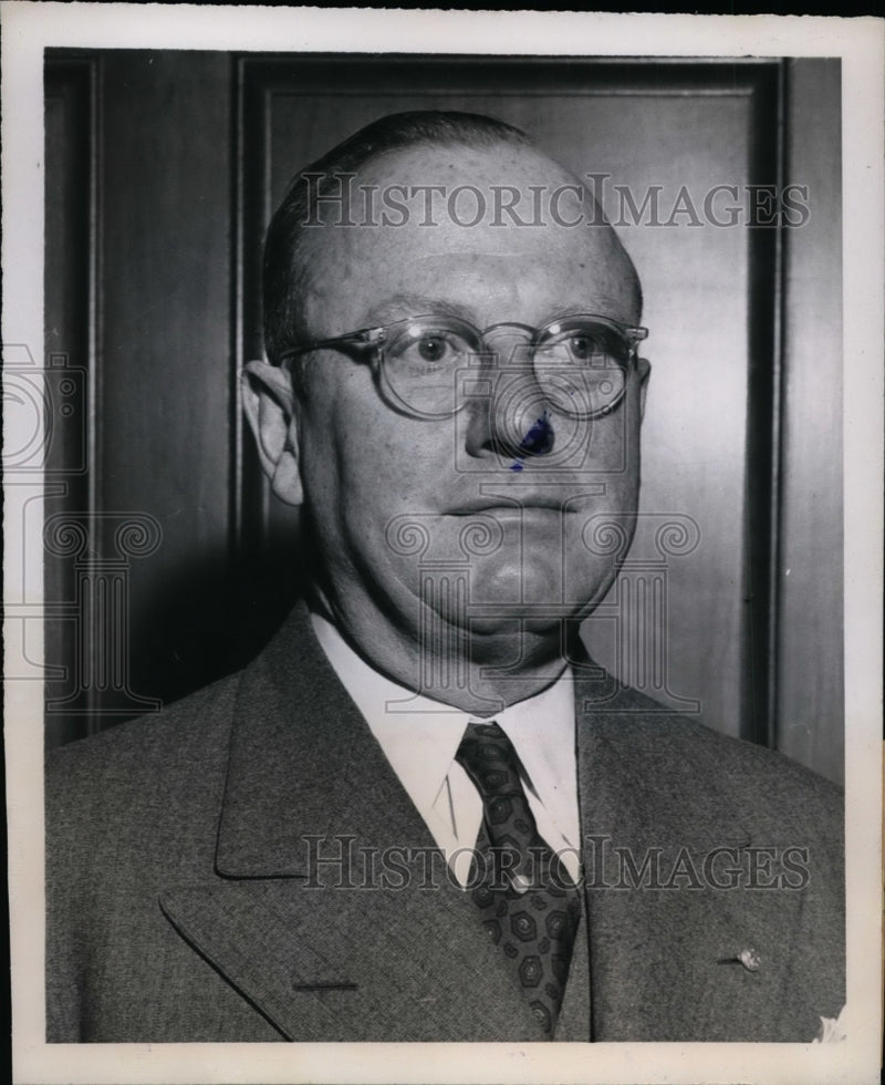Load image into Gallery viewer, 1947 Press Photo Frank Hague Eggers To Take Over Retiring Uncle's Office June 7
