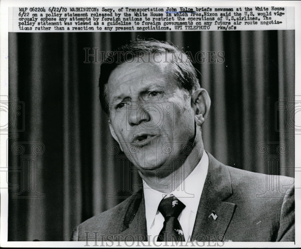 1970 Press Photo John Volpe During White House News Briefing - nef32829