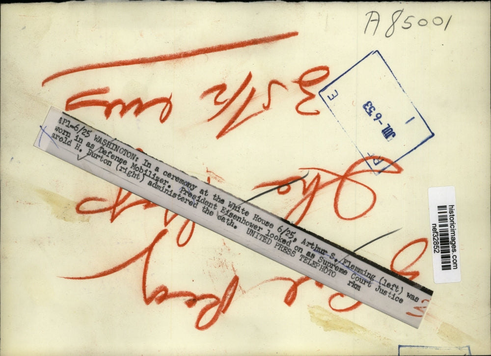 1953 Press Photo Arthur Flemming Sworn in as Defense Mobilizer, Washington