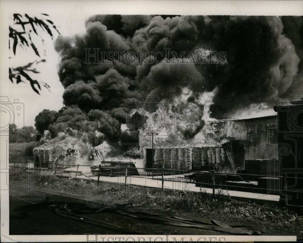 1938 Press Photo Explosion In Drying Room of W.R. Meadows Company Tar & Asphalt
