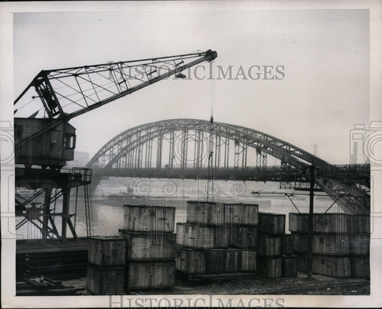 1946 Press Photo Cases of Parts for American 5 Ton Trucks Stacked Quai De La Rap