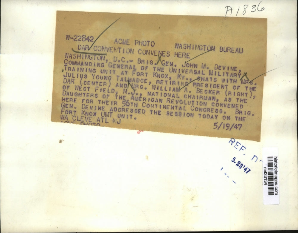 1947 Press Photo DAR Convention Brig Gen John Devine, Mrs Julius Talmadge