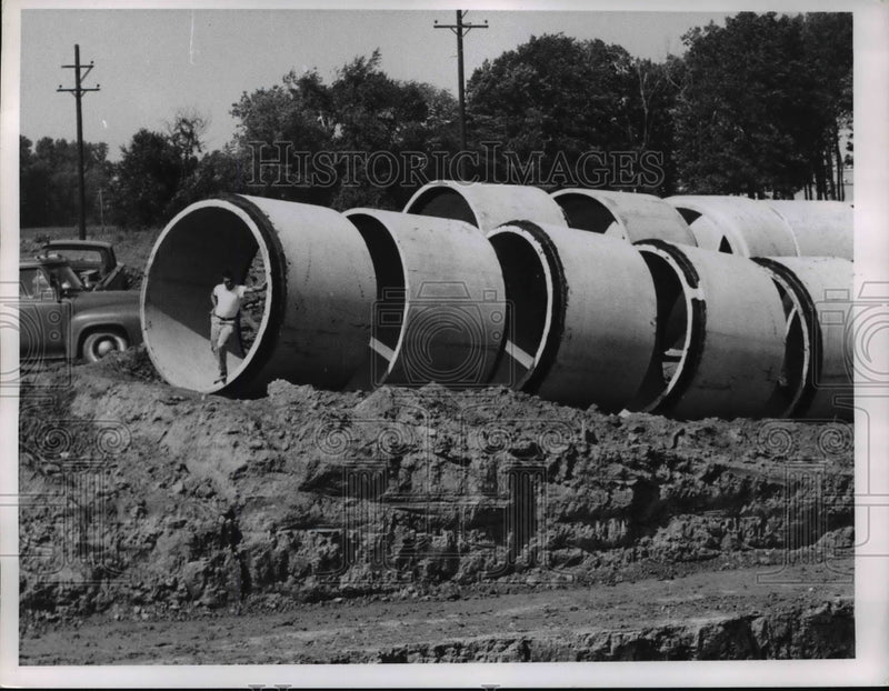 Load image into Gallery viewer, 1961 Press Photo Route Two - Six Bypass Huron - nef33256
