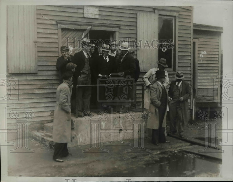Load image into Gallery viewer, 1934 Press Photo Attack During Democratic Parade Resulted in the Death of Three
