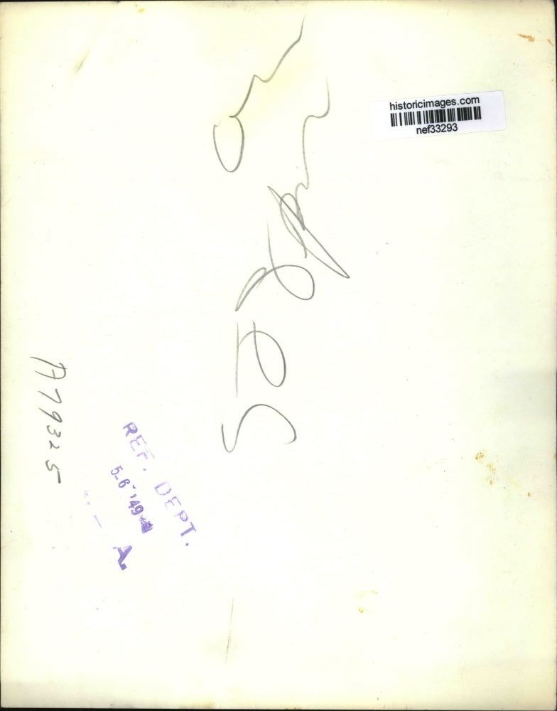 1949 Press Photo James Roscoe Holds "Closed Account Smog" Sign at Bus