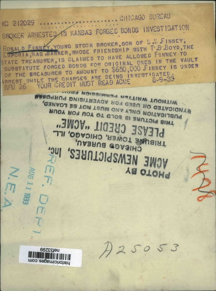 1939 Press Photo Ronald Finney Under Arrest for Bond Forgery from T. B. Boyd