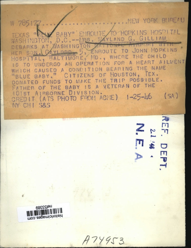 1946 Press Photo Mrs. Wayland G. Gilliam, Son Gaylord at Washington Airport