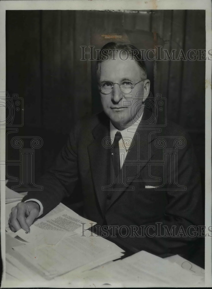 1934 Press Photo William H. McNeal at His Desk, Home Owners Loan corporation- Historic Images