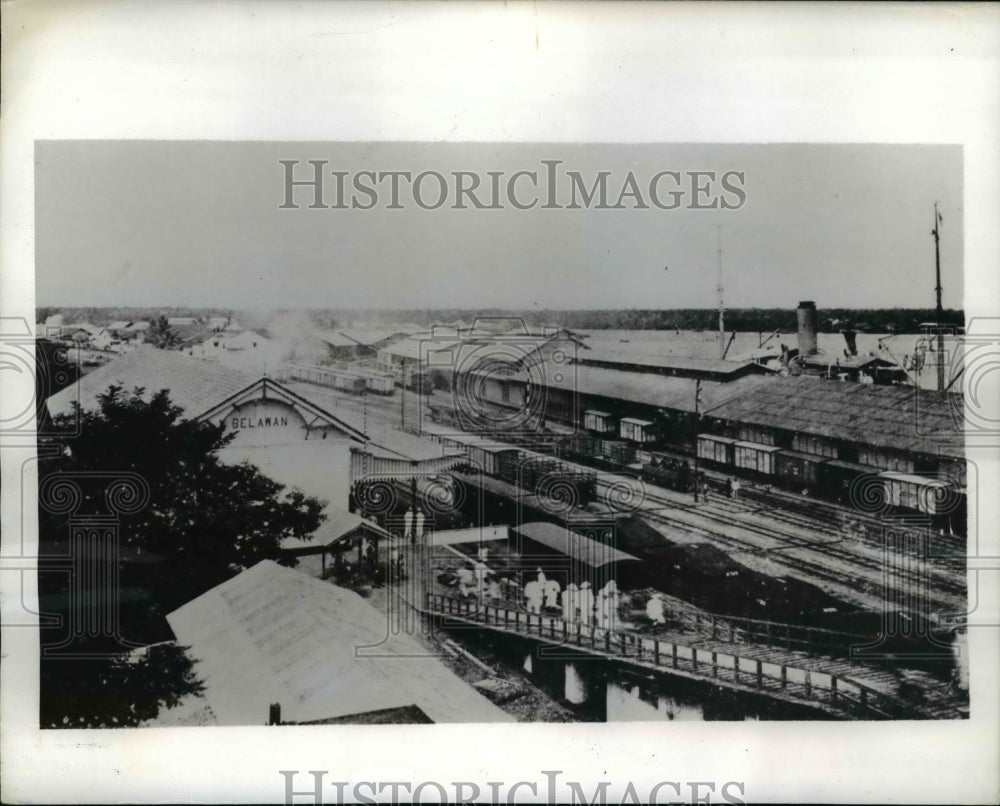 1942 Press Photo East Coast of Sumatra Shipping Products to Japanese Troops