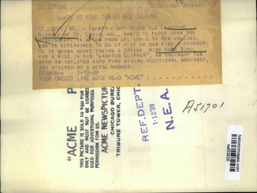 1939 Press Photo Lawrence Nichols Aims to Tube Down Mississippi River