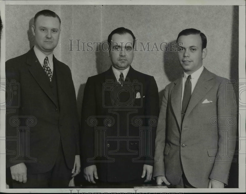 Load image into Gallery viewer, 1934 Press Photo Airline Officials of LAO visiting Los Angeles - nef33896
