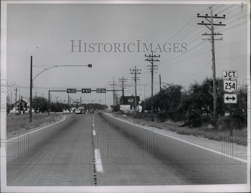 Load image into Gallery viewer, 1962 Press Photo Rt. 57, Intersection of Rt. 254 - nef33944
