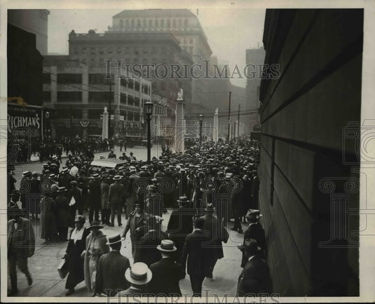 1924 Press Photo "Crowd" - nef33962