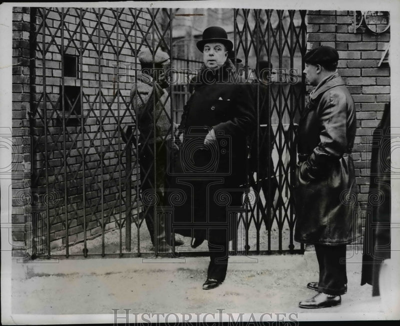 Load image into Gallery viewer, 1935 Press Photo Horace de Carbucci Leaving Parc des Princes, Paris, France
