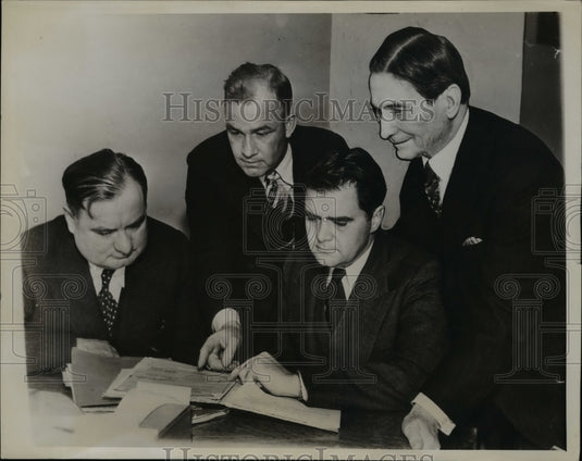 1934 Press Photo Joseph B. Keenan & Prosecution Team for R.C. Branion of CWA