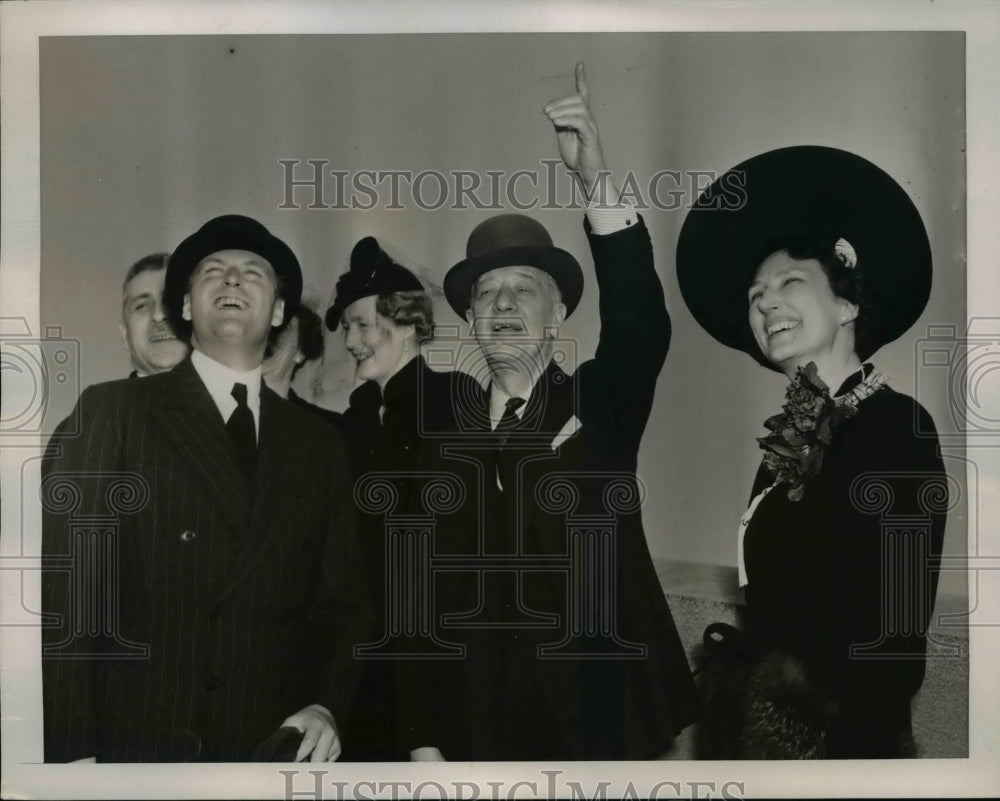 1939 Press Photo Prince Olav of Norway, Princess Martha at Empire State Building