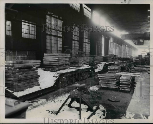 1951 Press Photo Mill Steel Slab to 98-inch Strip Mill of Republican Steel