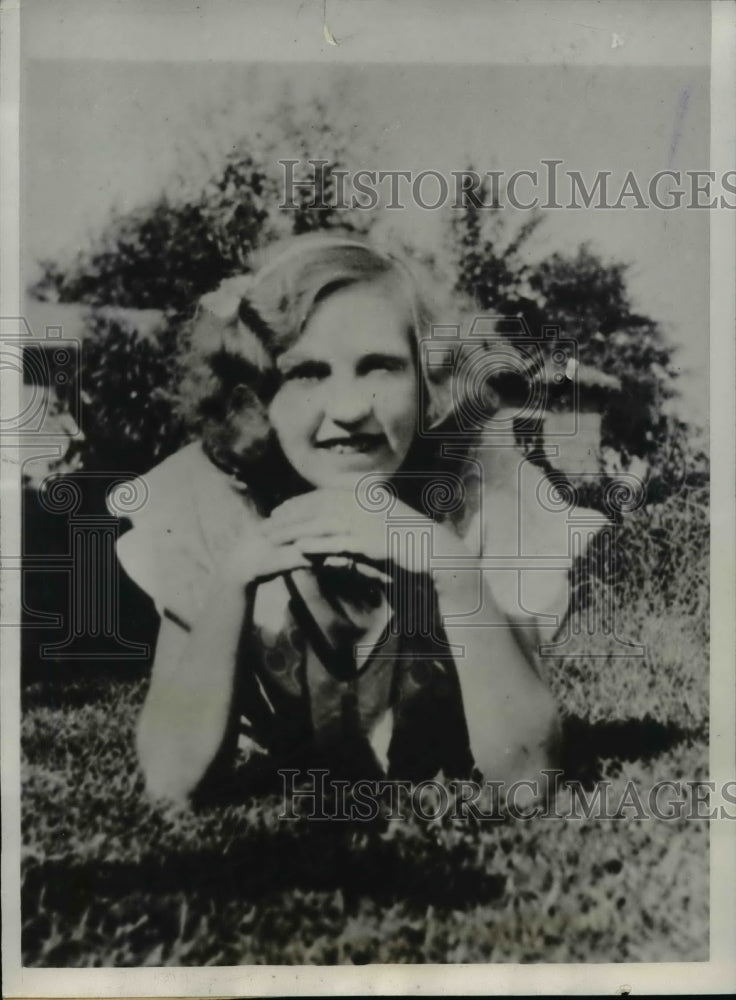1932 Press Photo Mildred Schdidler of Ind. denies she was murdered - nef34348