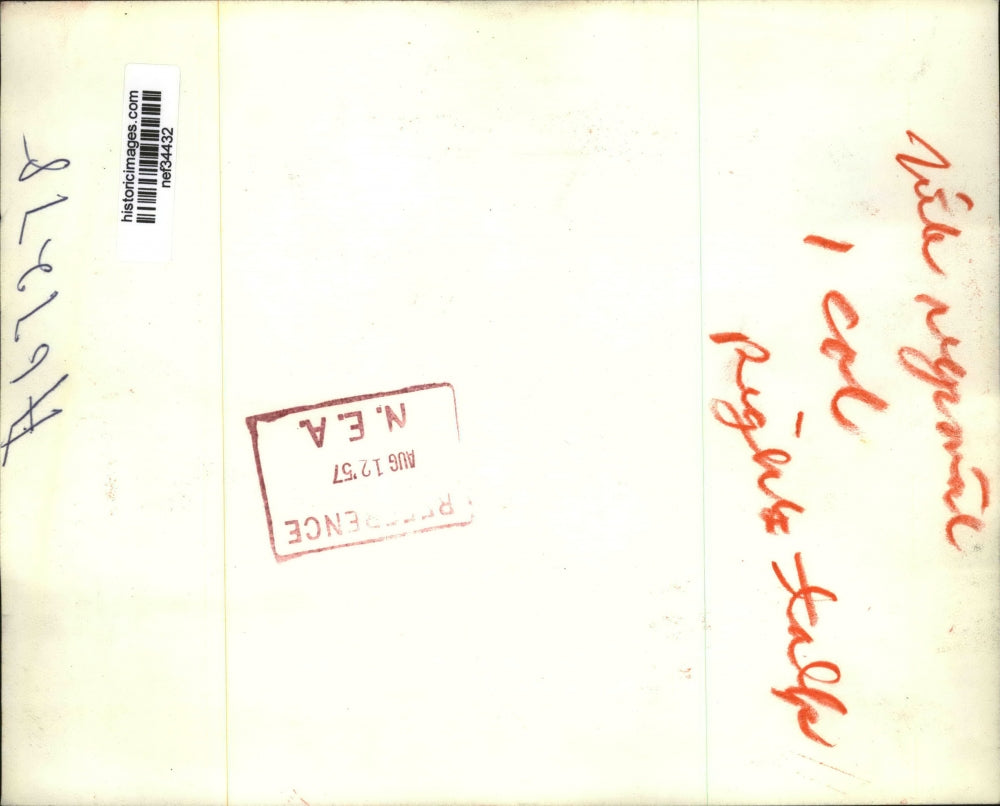 1957 Press Photo Dwight Eisenhower at News conference, Washington, D.C.