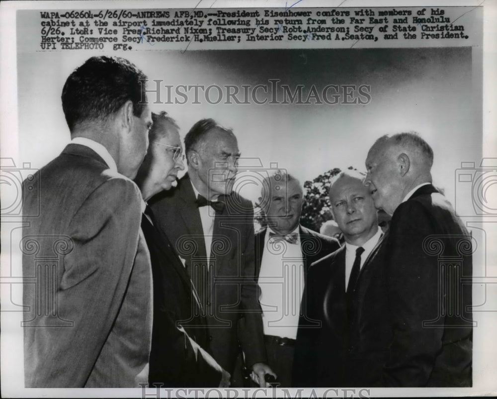 1960 Press Photo Dwight Eisenhower, Cabinet Members at Andrews Air Force Base