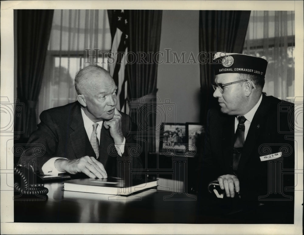 1956 Press Photo Dwight Eisenhower Meets with National Commander - nef34449