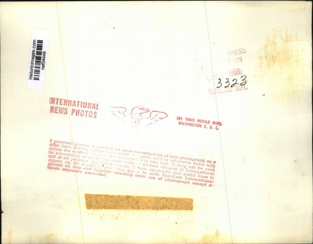 1956 Press Photo Dwight Eisenhower Meets with National Commander - nef34449