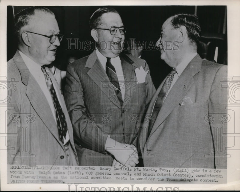 Load image into Gallery viewer, 1952 Press Photo GOP Members at Republican National Convention, Chicago
