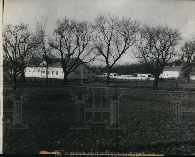 Load image into Gallery viewer, 1932 Press Photo Norman Harris Farm Part of Alleged Clark Harris Bargain
