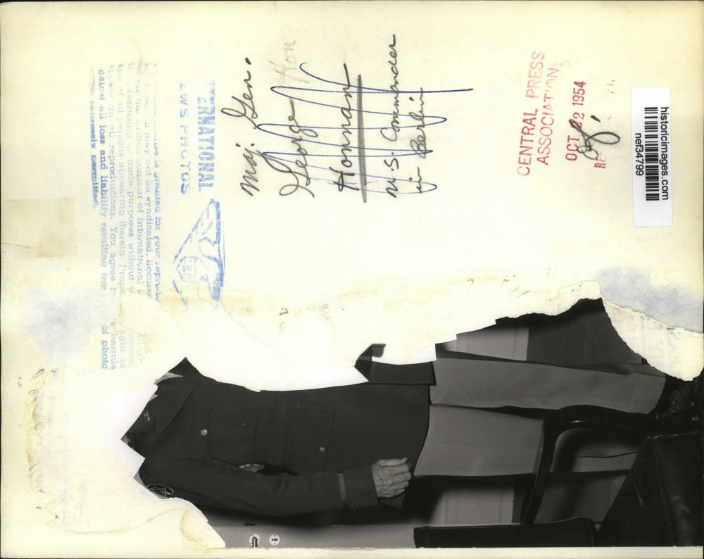 1954 Press Photo Mamie & Dwight Eisenhower Greet Crowds at Gettysburg, PA