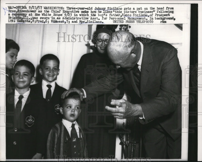 Load image into Gallery viewer, 1957 Press Photo Dwight Eisenhower Greets Rocco Sicilano's Son at White House
