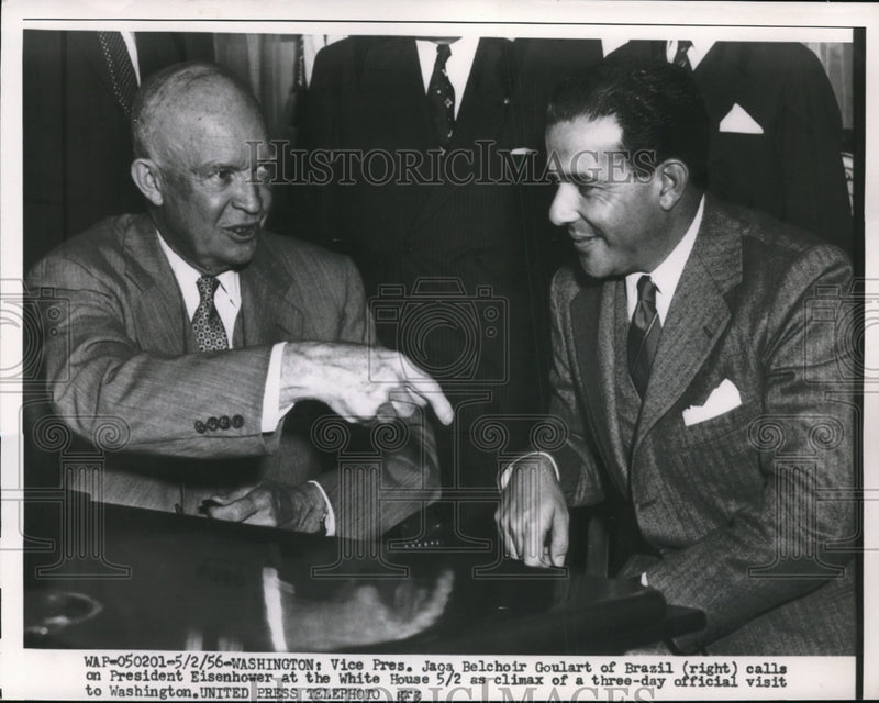 Load image into Gallery viewer, 1956 Press Photo Dwight Eisenhower Meets with Jaoa Belchoir Goulart - nef34833
