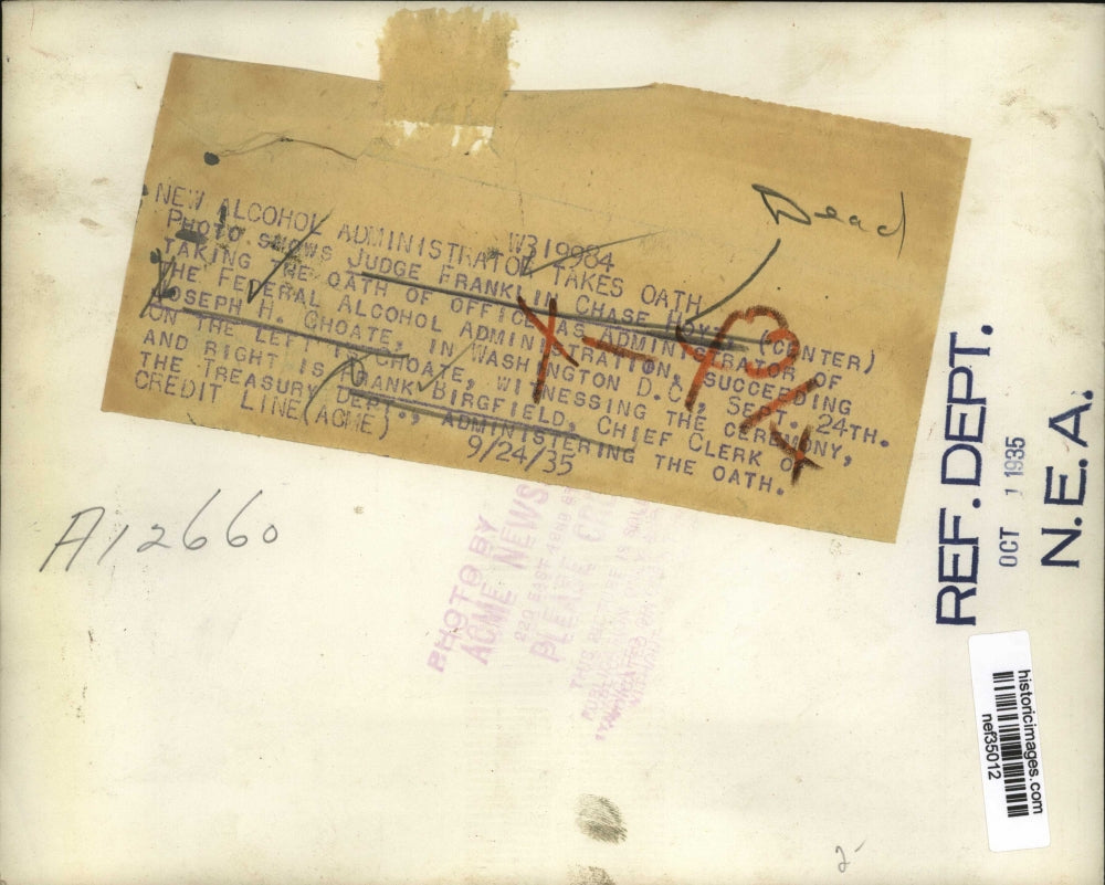 1935 Press Photo Judge Franklin Chase Hoyt Takes Oath of Official Administrator