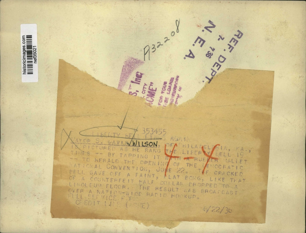 1936 Press Photo Mayor S. David Wilson Rang Liberty Bell Nineteen Times