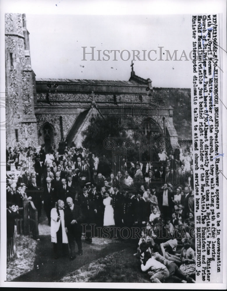 Load image into Gallery viewer, 1959 Press Photo Dwight Eisenhower at Church of St. Peter &amp; Paul, England
