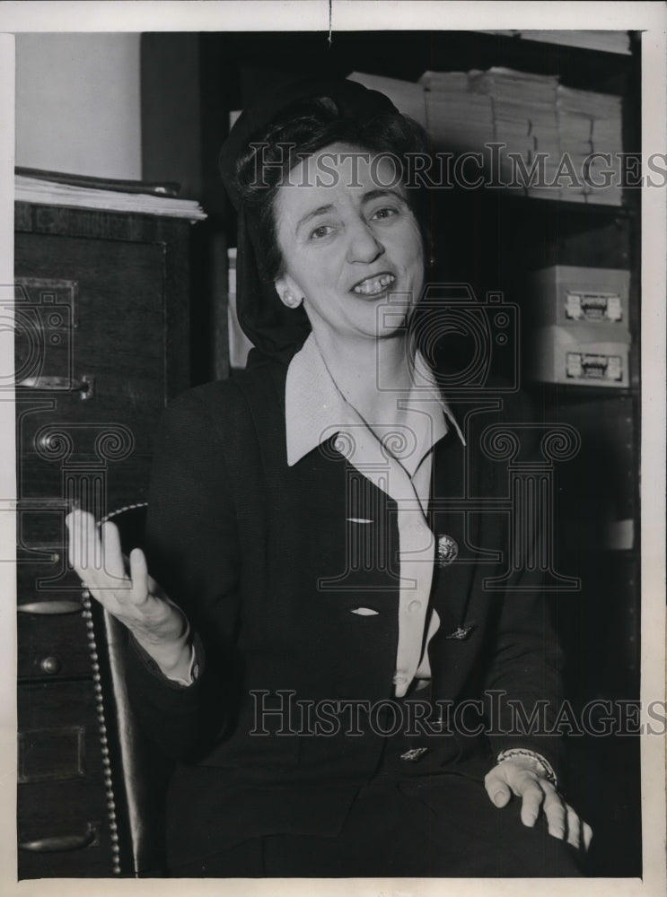1946 Press Photo Helen R. Bryan at House Un-American Activities Hearing