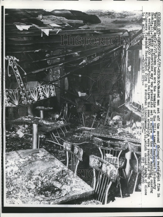 1958 Press Photo Masked Men Set Off Second Chicago Restaurant Fire in Two Weeks