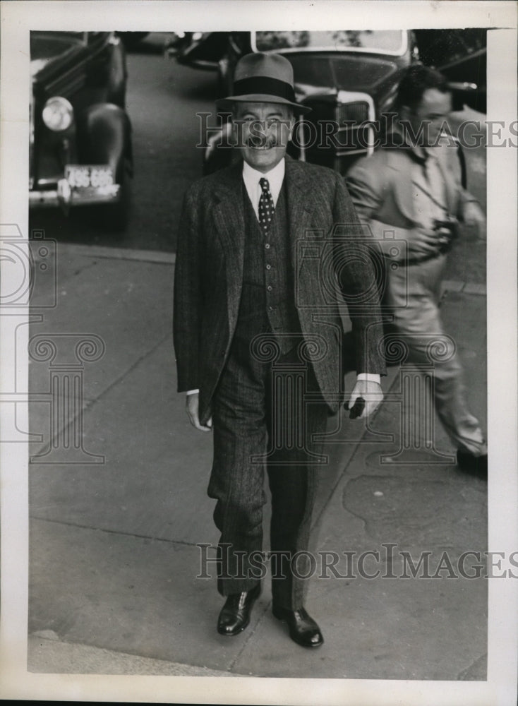 1938 Press Photo Count De Saint-Quentin Arrives at State Dept Listen to Hitler